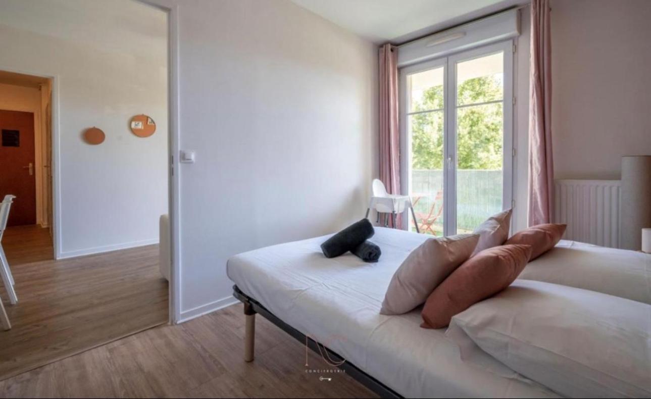 Castle - 10 Minutes De Apartment